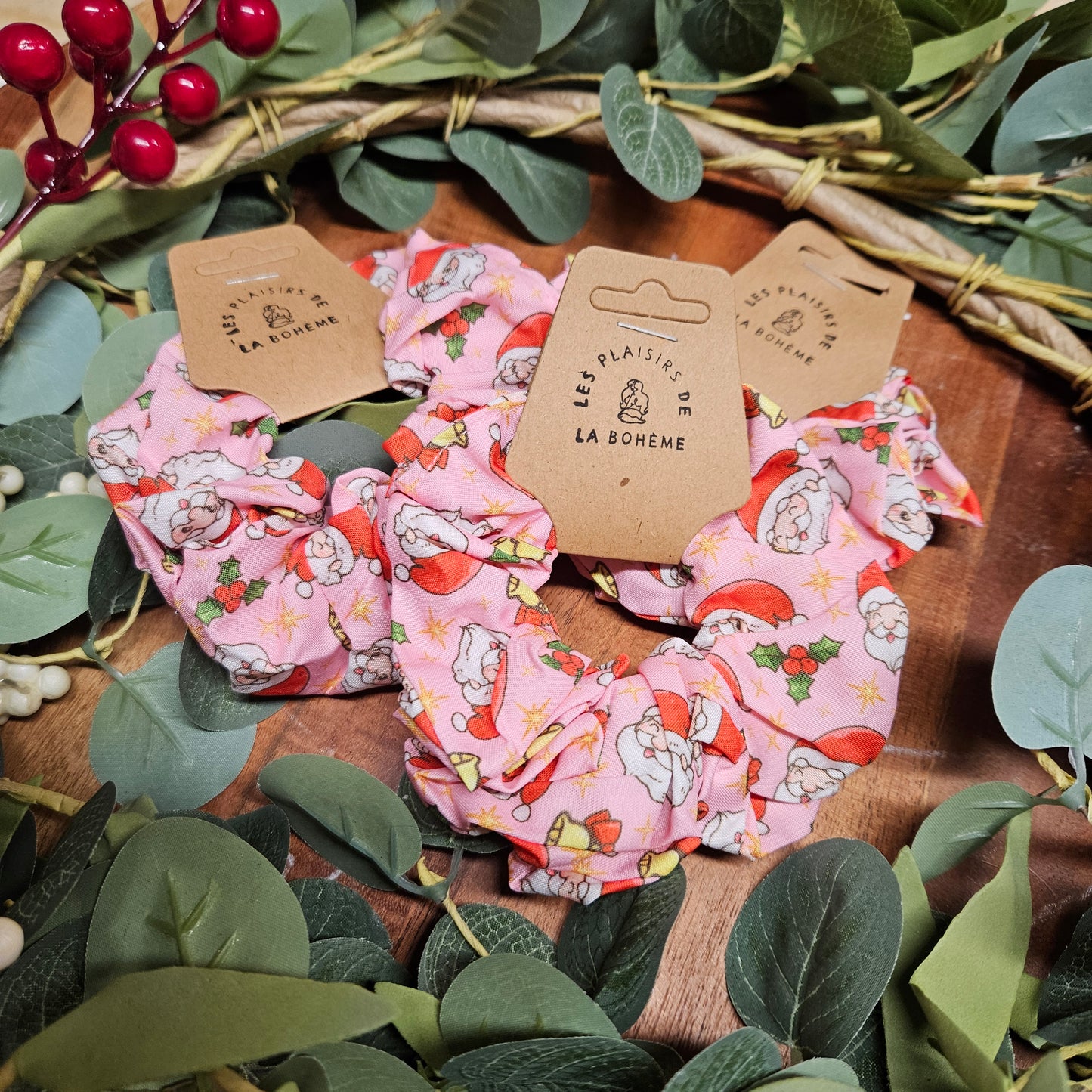 Chouchou rose Père Noël